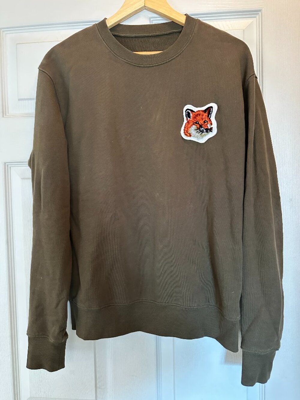 MAISON KITSUNE Paris Green Fox Head Patch Crewneck